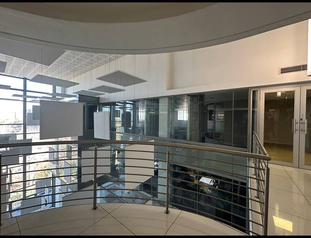 282M² OFFICE TO LET IN CENTURION CENTRAL